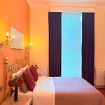 Albro House Hotel