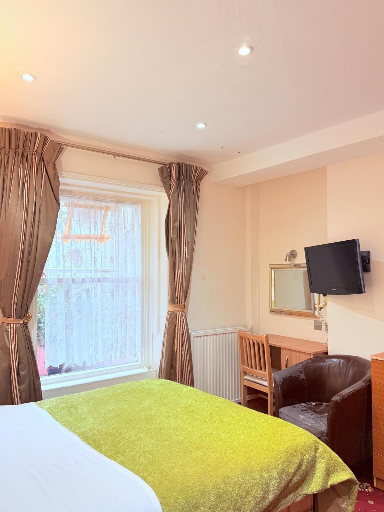Albro House Hotel London