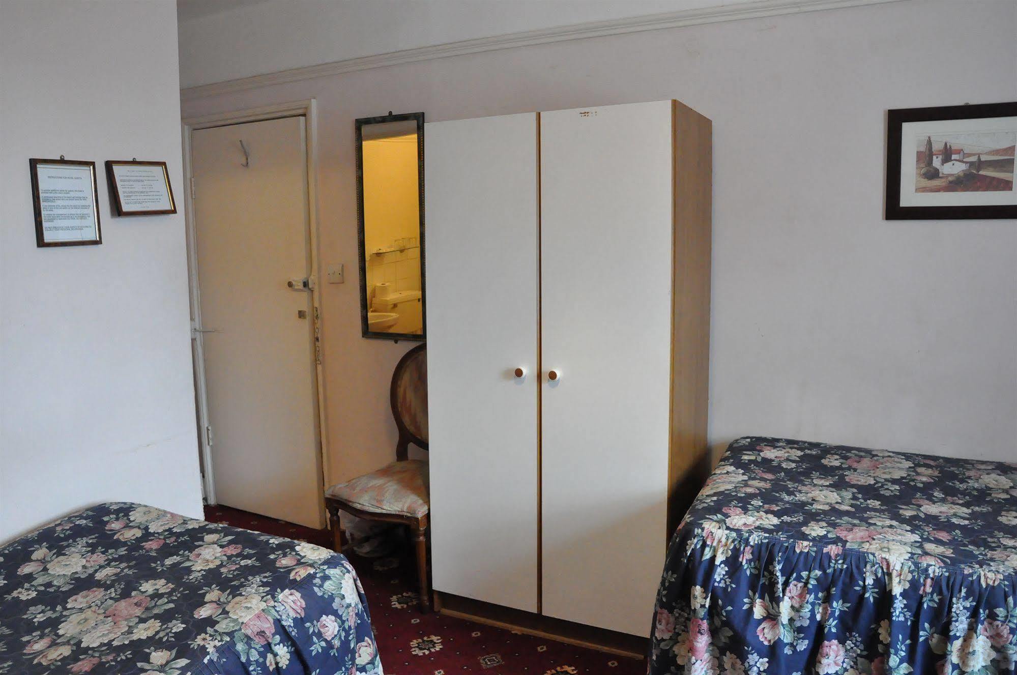 Hotel Albro House 2*
